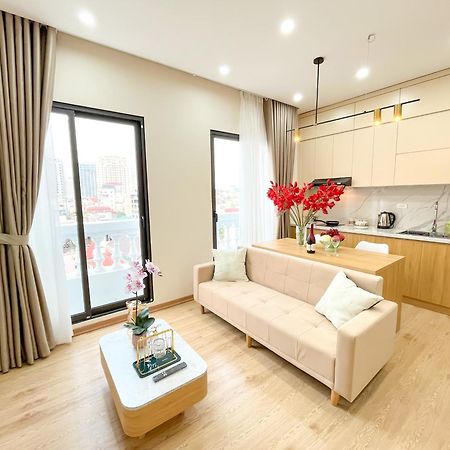 Amazing Housing Lac Long Quan Ханой Екстериор снимка
