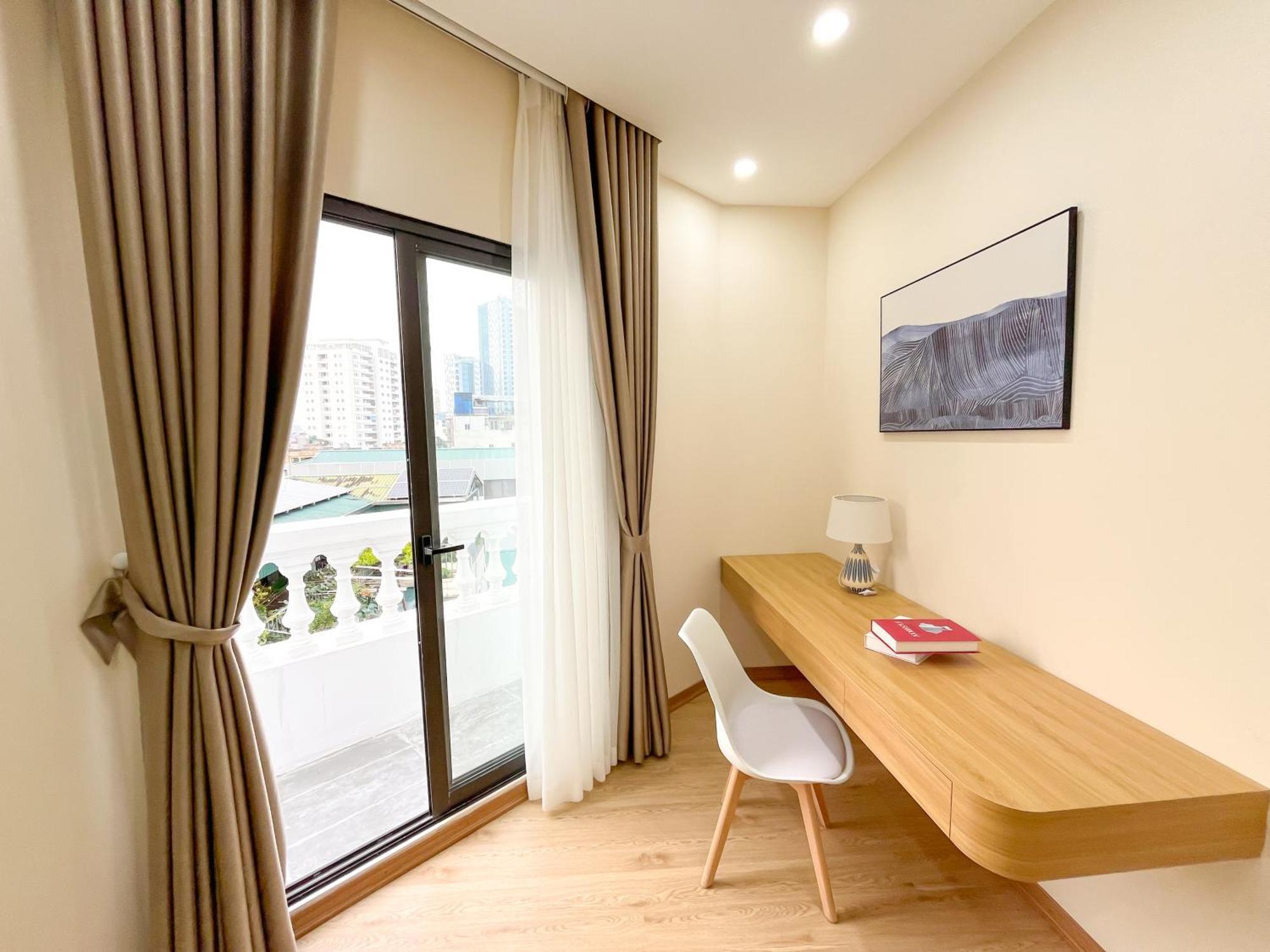 Amazing Housing Lac Long Quan Ханой Екстериор снимка