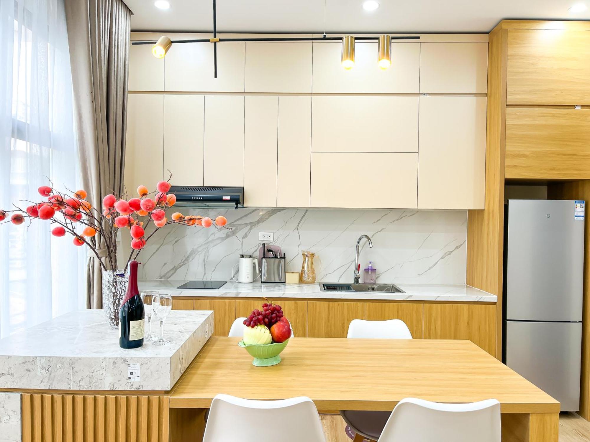 Amazing Housing Lac Long Quan Ханой Екстериор снимка