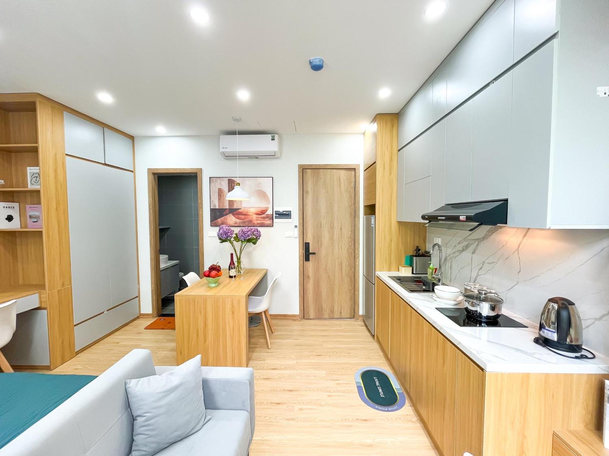 Amazing Housing Lac Long Quan Ханой Екстериор снимка