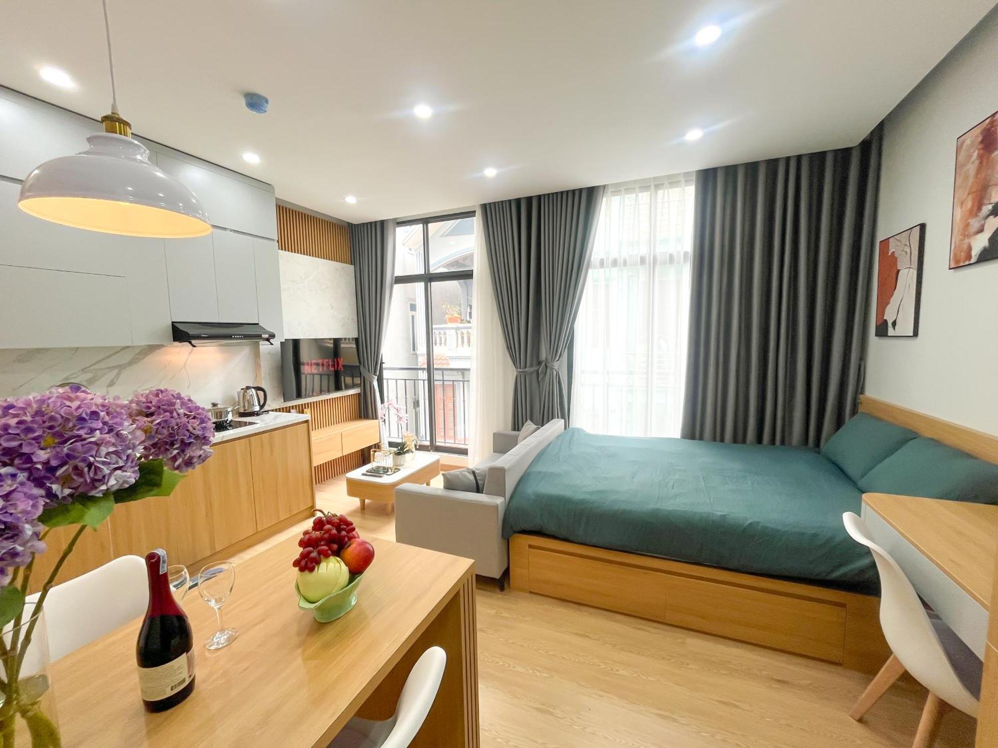 Amazing Housing Lac Long Quan Ханой Екстериор снимка