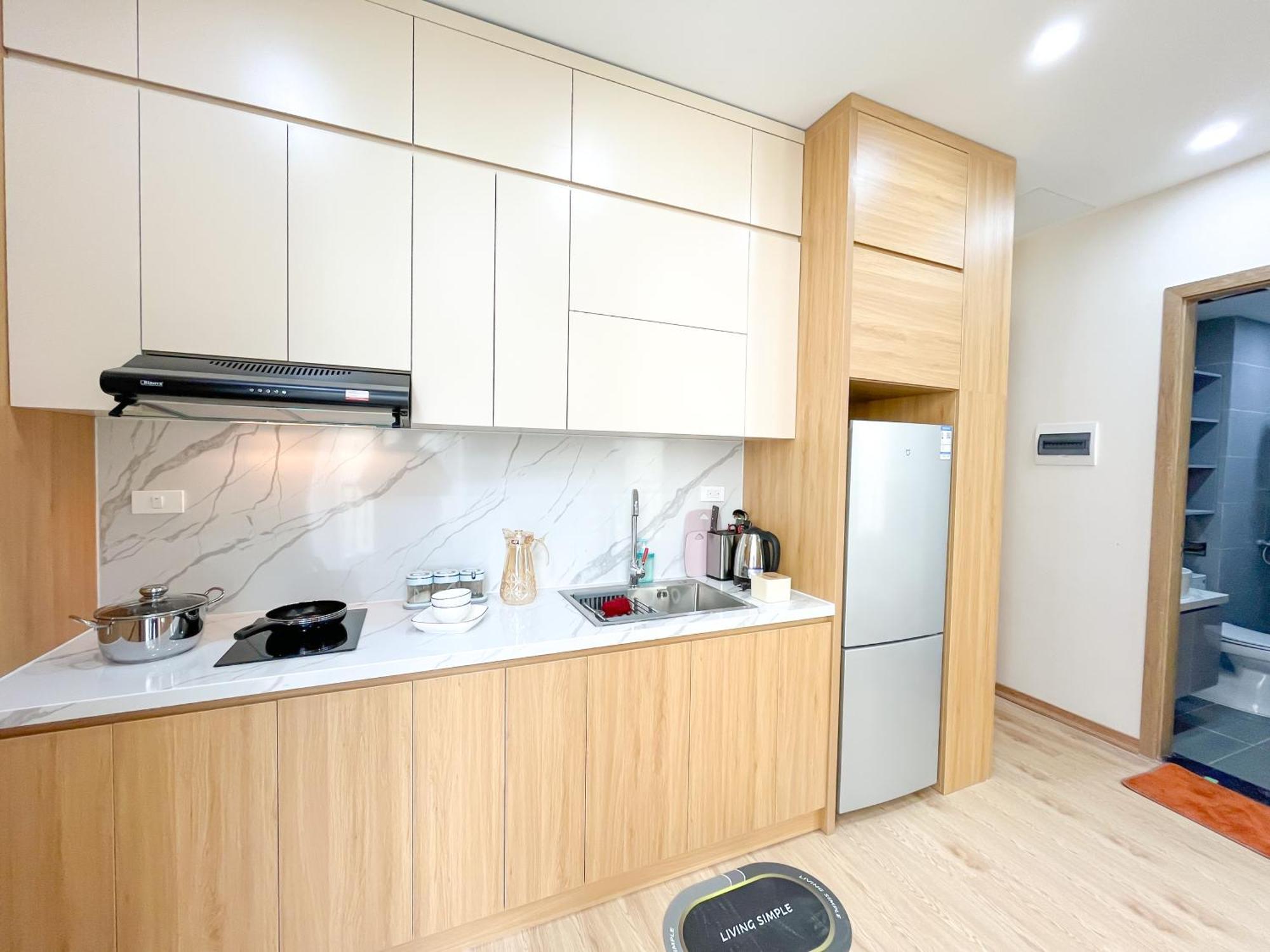 Amazing Housing Lac Long Quan Ханой Екстериор снимка