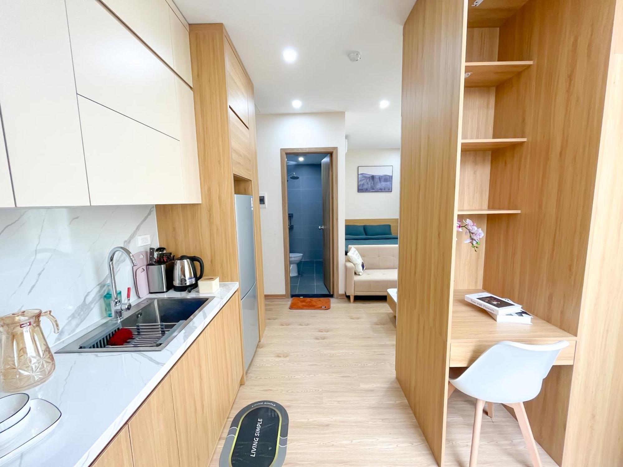 Amazing Housing Lac Long Quan Ханой Екстериор снимка